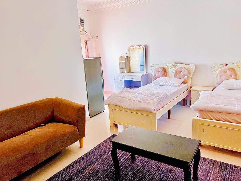 Al Tharya Furnished Apartments Awqad Bayt Fadil Exterior foto